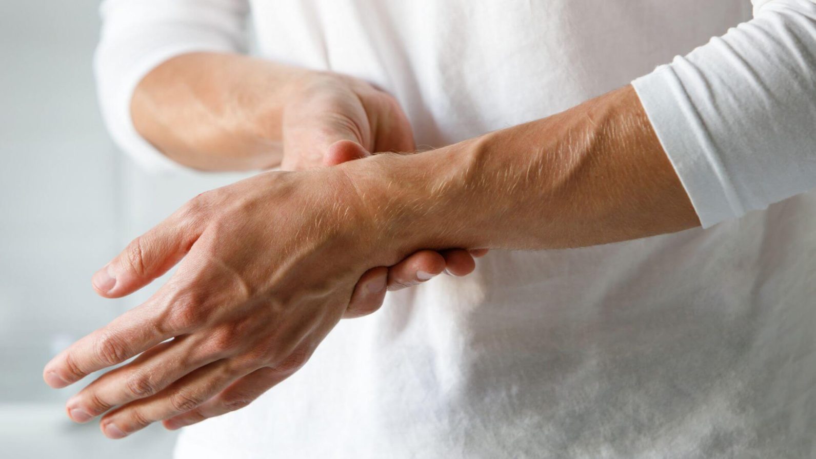 Quando pensar e como investigar doenças reumáticas autoimunes