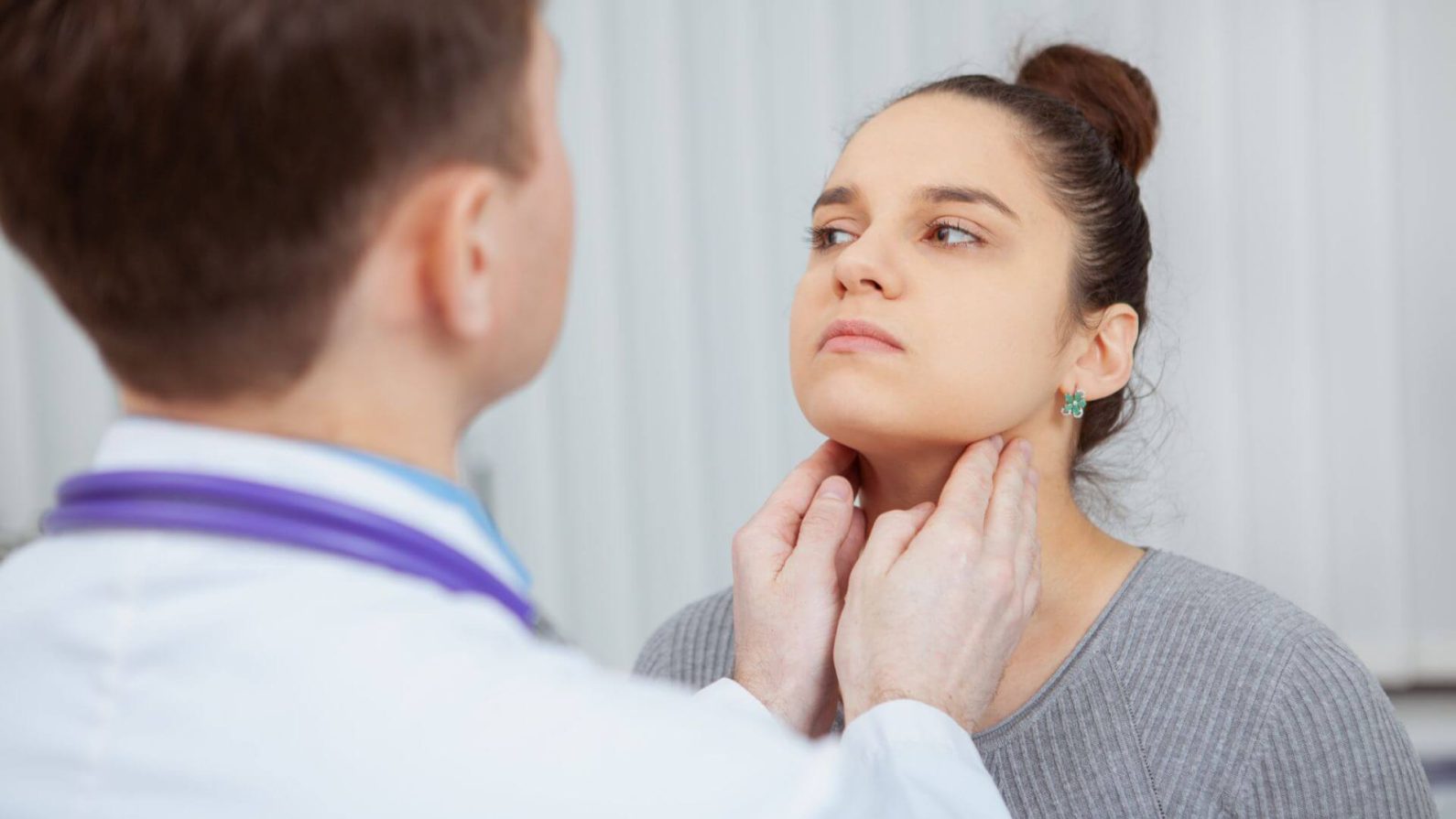 Mononucleose: entenda como o vírus Epstein-Barr pode afetar sua saúde